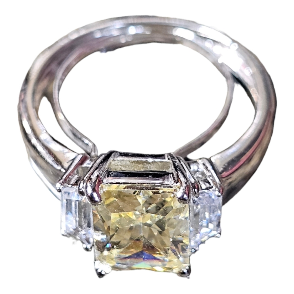 Rings - Picture 5 of 5